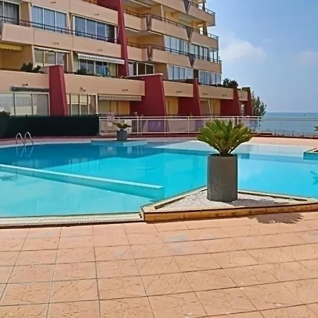 - 5 Pers, 33 M2, 2/1 * Sète